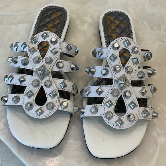 Sam Edelman Shoes - Sam Edelman Beatris studded slide sandals, size 8, white leather, silver studs